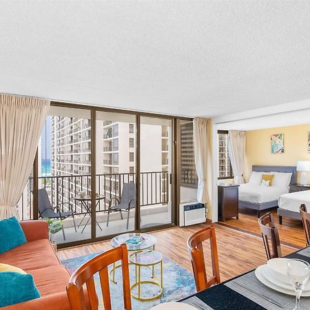 Beautiful 1Br, Steps To Waikiki Beach And Parking Honolulu Bagian luar foto