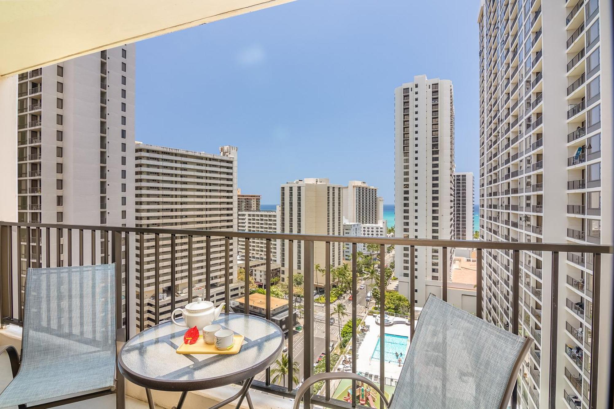 Beautiful 1Br, Steps To Waikiki Beach And Parking Honolulu Bagian luar foto
