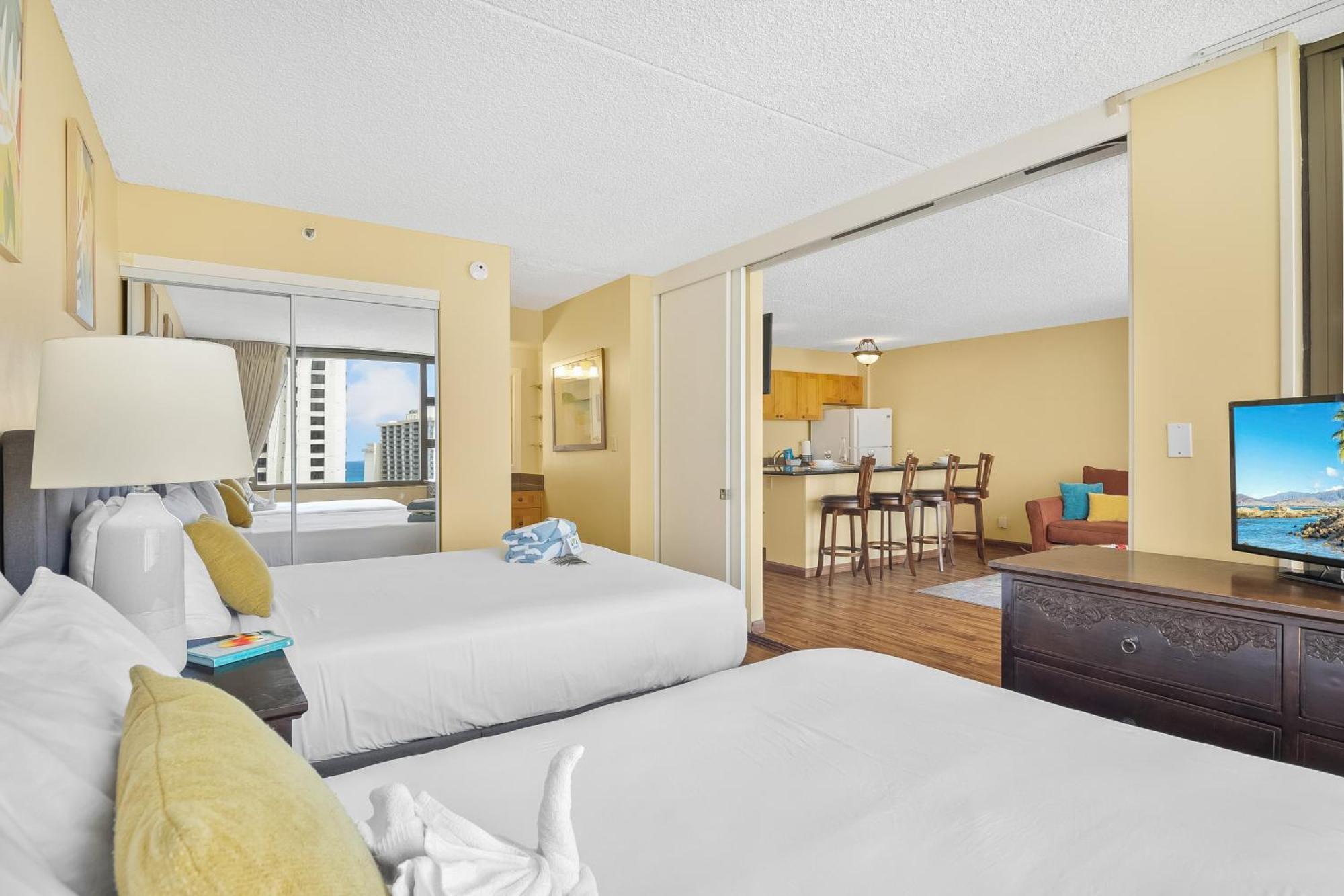 Beautiful 1Br, Steps To Waikiki Beach And Parking Honolulu Bagian luar foto