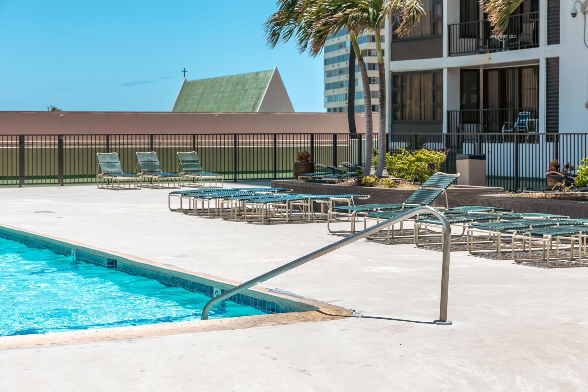 Beautiful 1Br, Steps To Waikiki Beach And Parking Honolulu Bagian luar foto